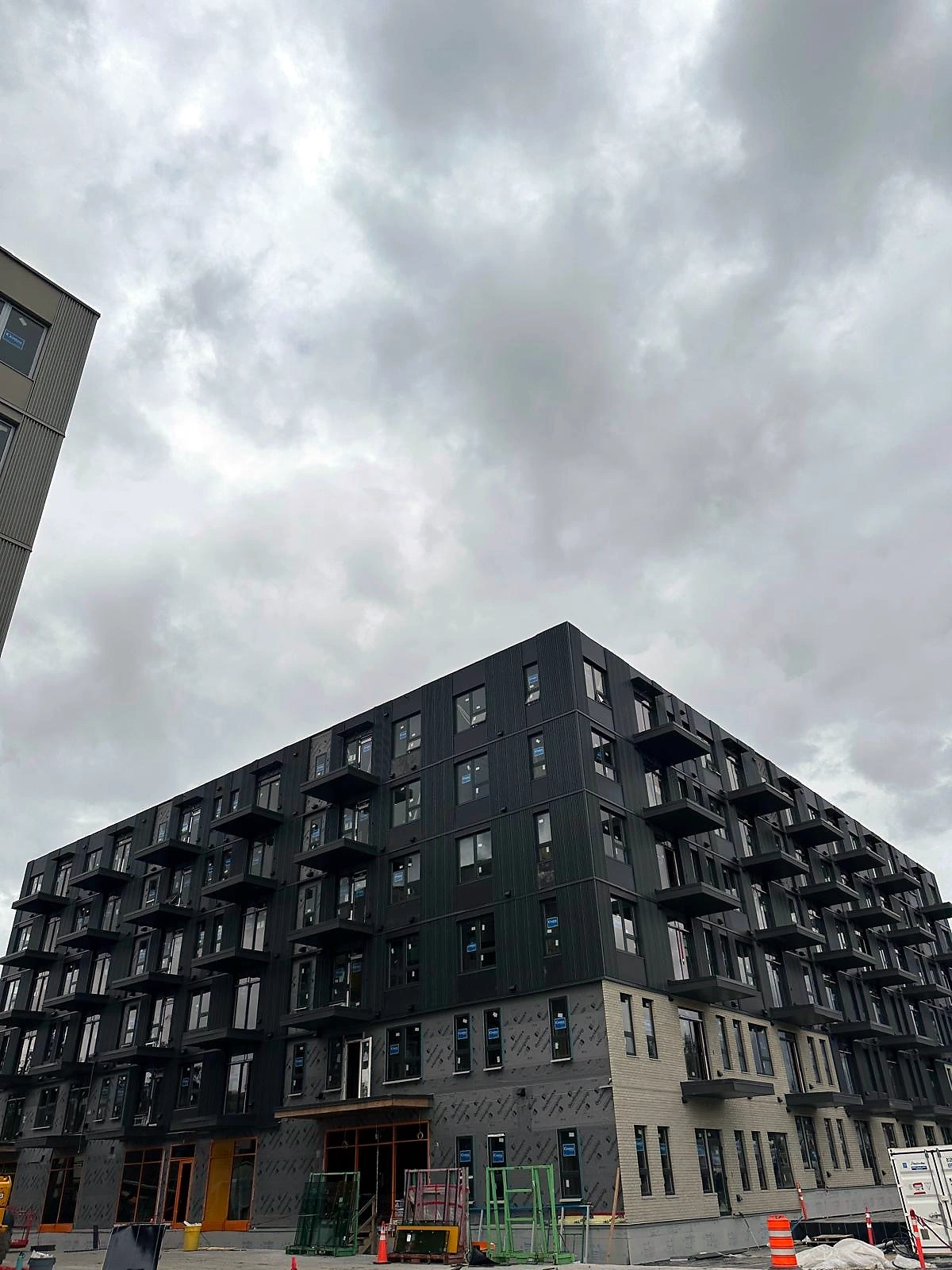 Charcoal panel rainscreen, 6-storey multi-family